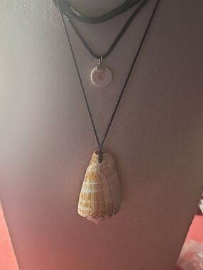 Layered Black Cord Necklace with Natural Beige Shell Pendant.. Nwt Free people